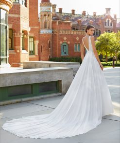 Alternative view of YADIEL